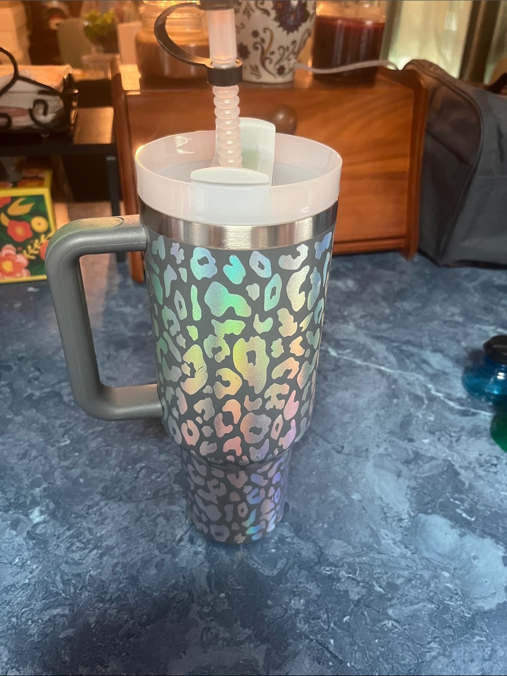 40 oz Holographic Leopard Print Travel Mug with Handle - Multicolor